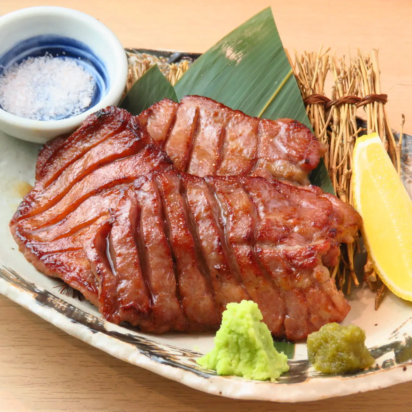 6000円前後で牛タン、サーモン、イクラ食べ放題！ ウニも付いた期間限定メニュー凄すぎ（from吉祥寺）
