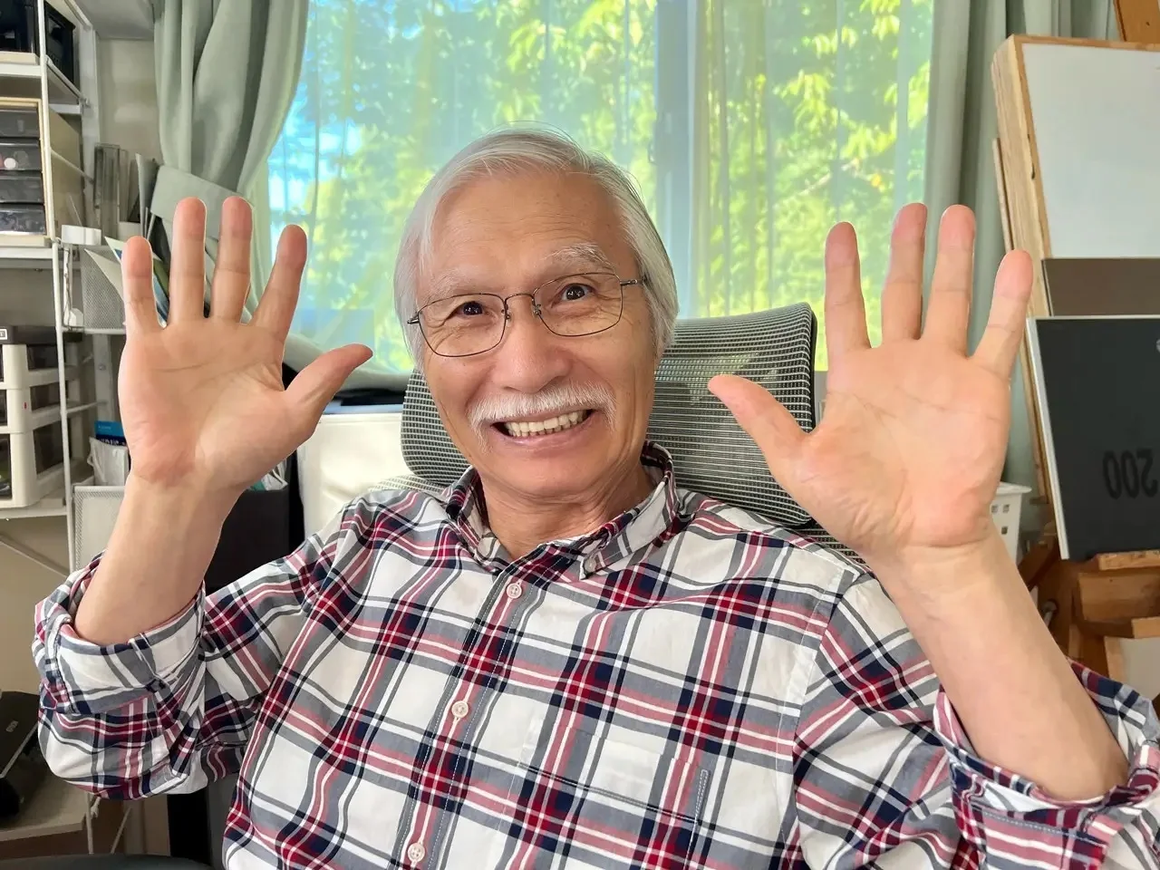 新宿で五感に響くアート体験！ YouTubeで大人気「おじいちゃん先生」こと水彩画家.柴崎さんの個展が開催